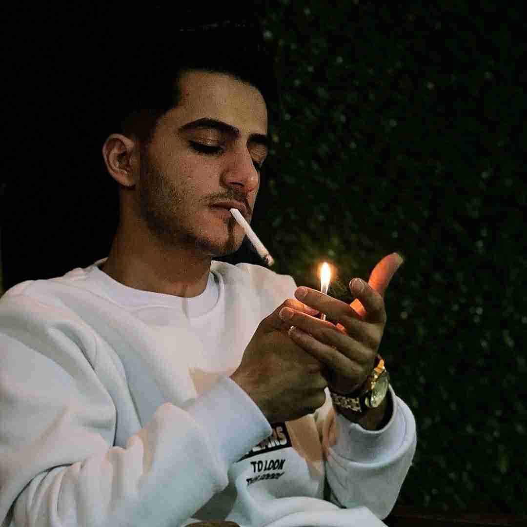 مهدی مولاد سیگار