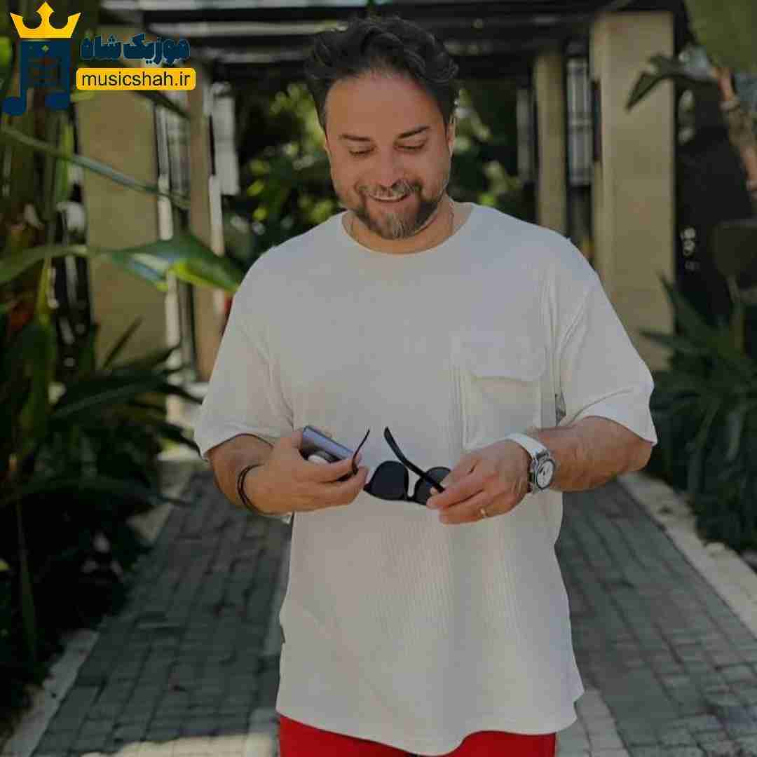 بابک جهانبخش پر نور و صداست مثل امشب و ندیدیم