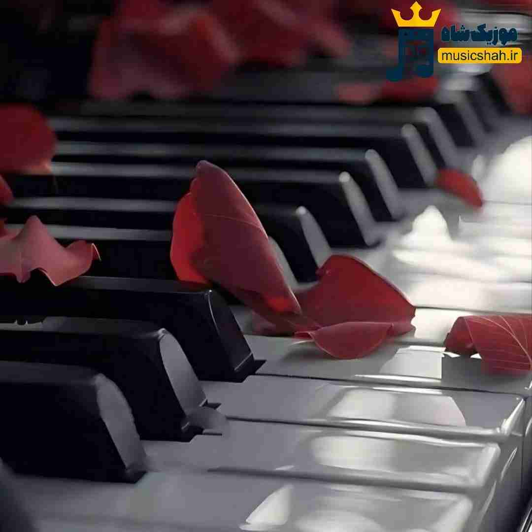 تو خونه فقط جیغ داد و بد بیراه دشمن همیم