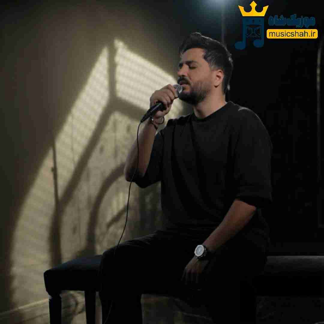 مجتبی دربیدی دوس دارم تاج طلا رو سر تو باشه