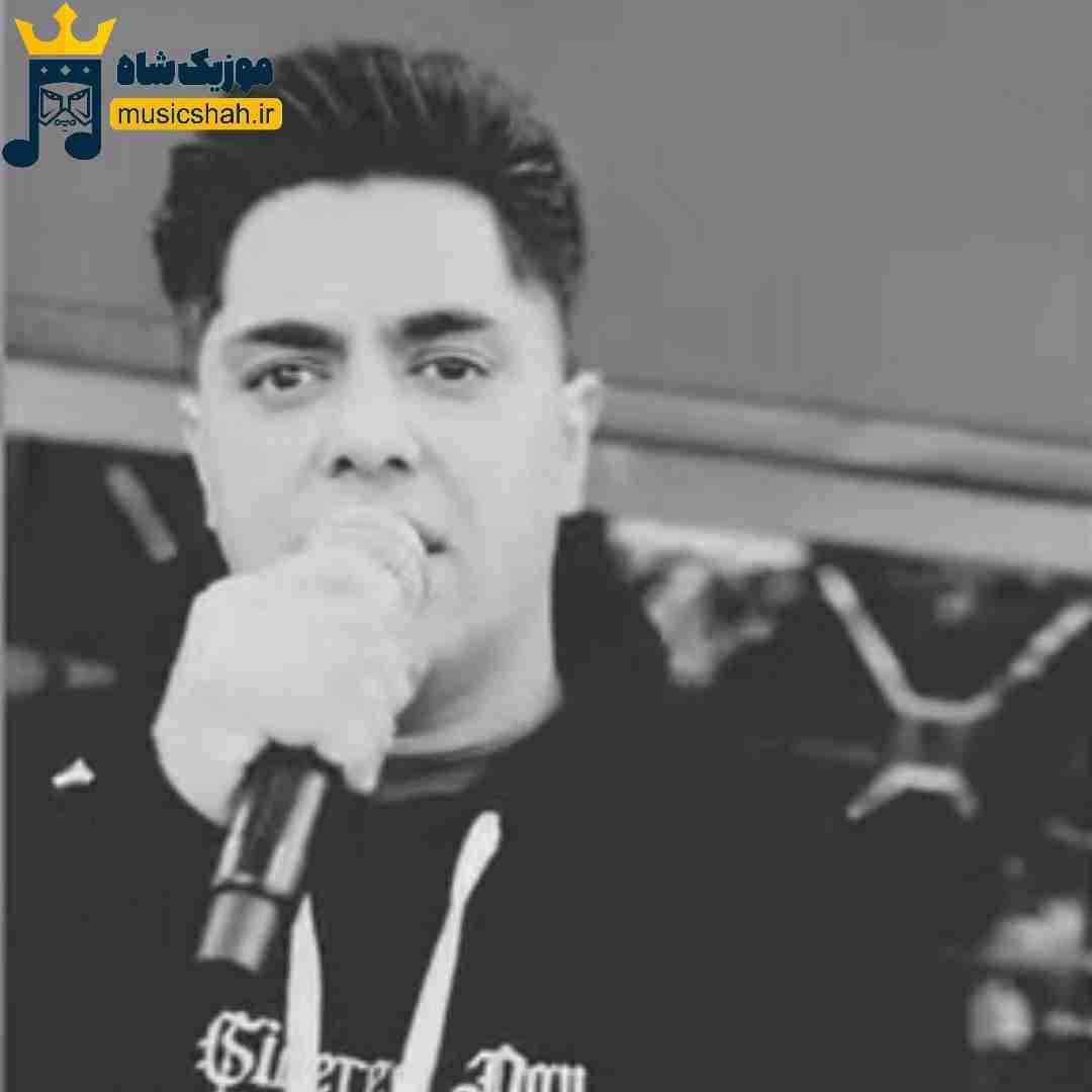علی شرفی خانم دانشجو