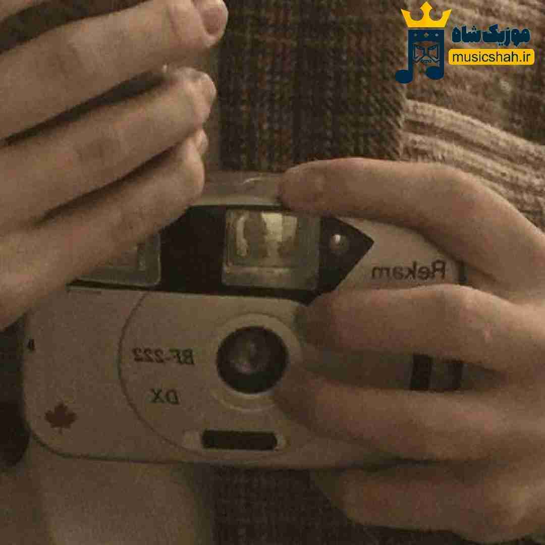  به هرکی که نشون دادم این صدمه دقیقا از همون نقطه