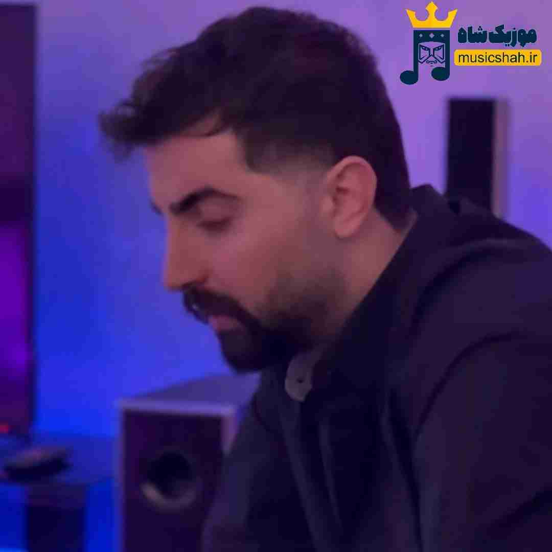 محسن نصری بغلم کو