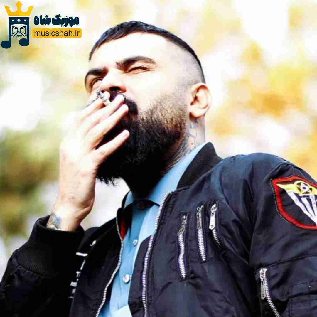 فرهاد جهانگیری سردرگمم میان ای خاطره ها ببین دیوانتم
