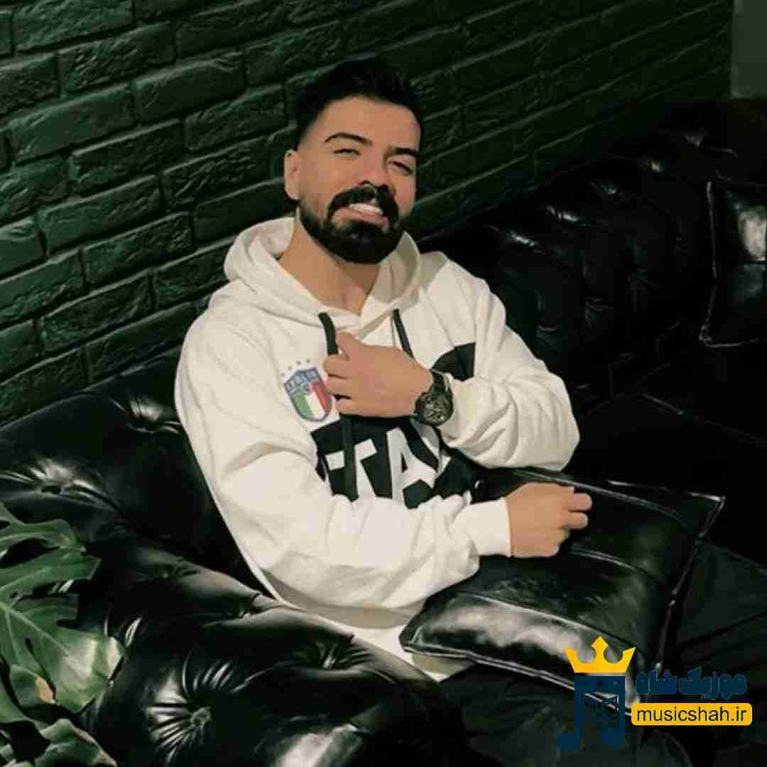 عادل میرزایی آدم کامل
