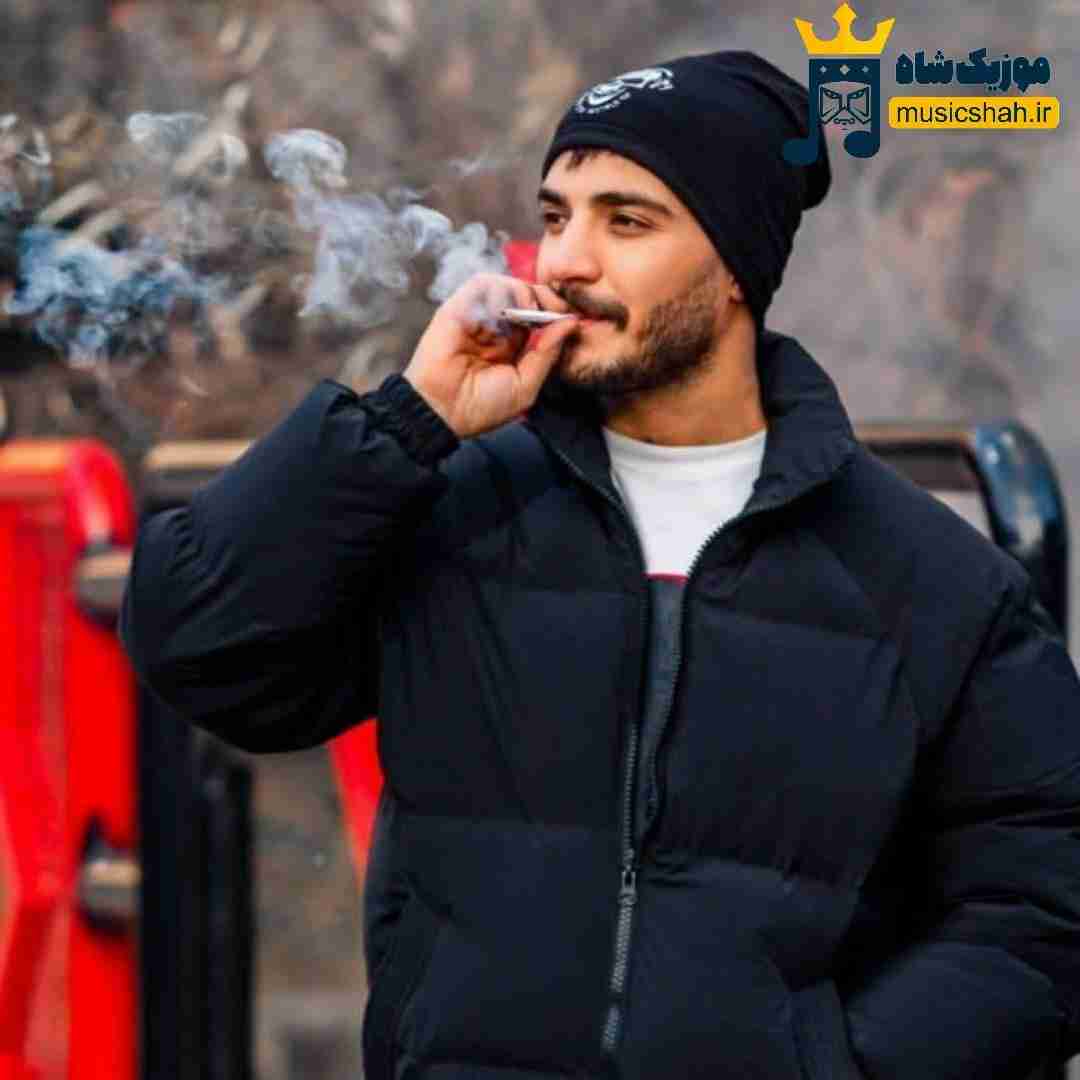 آرمین برمایه زیر تیغ