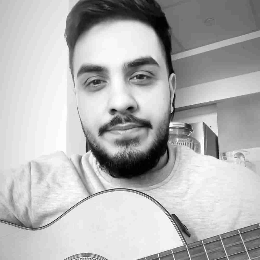 آرون افشار ایران
