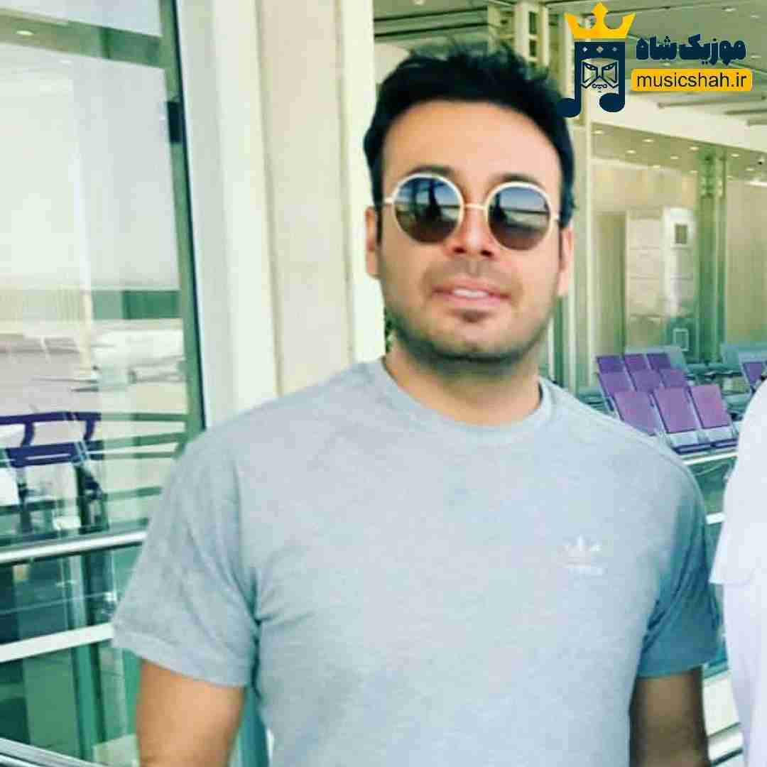 محسن چاوشی داری از فکر من پر میشی نم نم