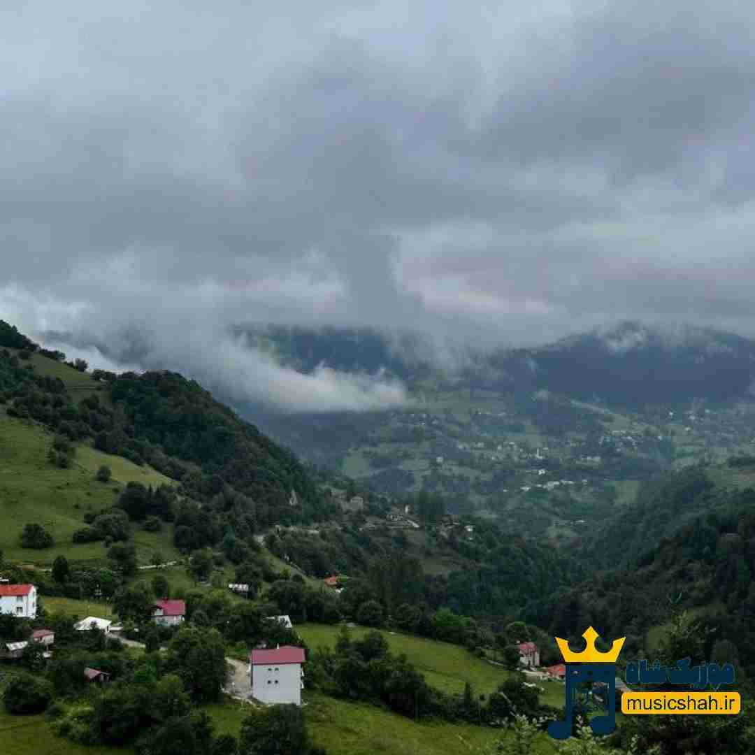 هربار گلوله کرد امیدو رنگ خون میخورم به پوچ