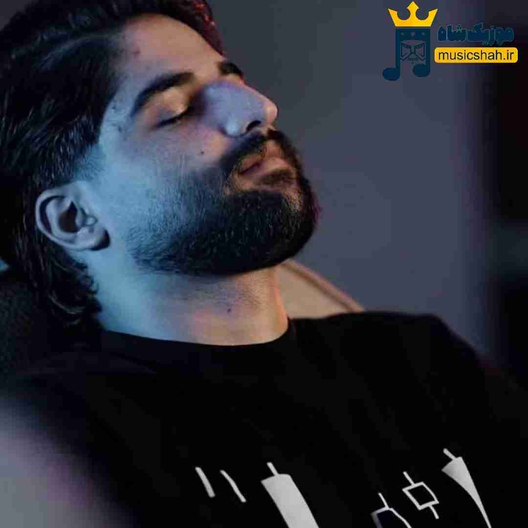 کیهان خسروی ای وارانه چو زندانه داید مه دسه