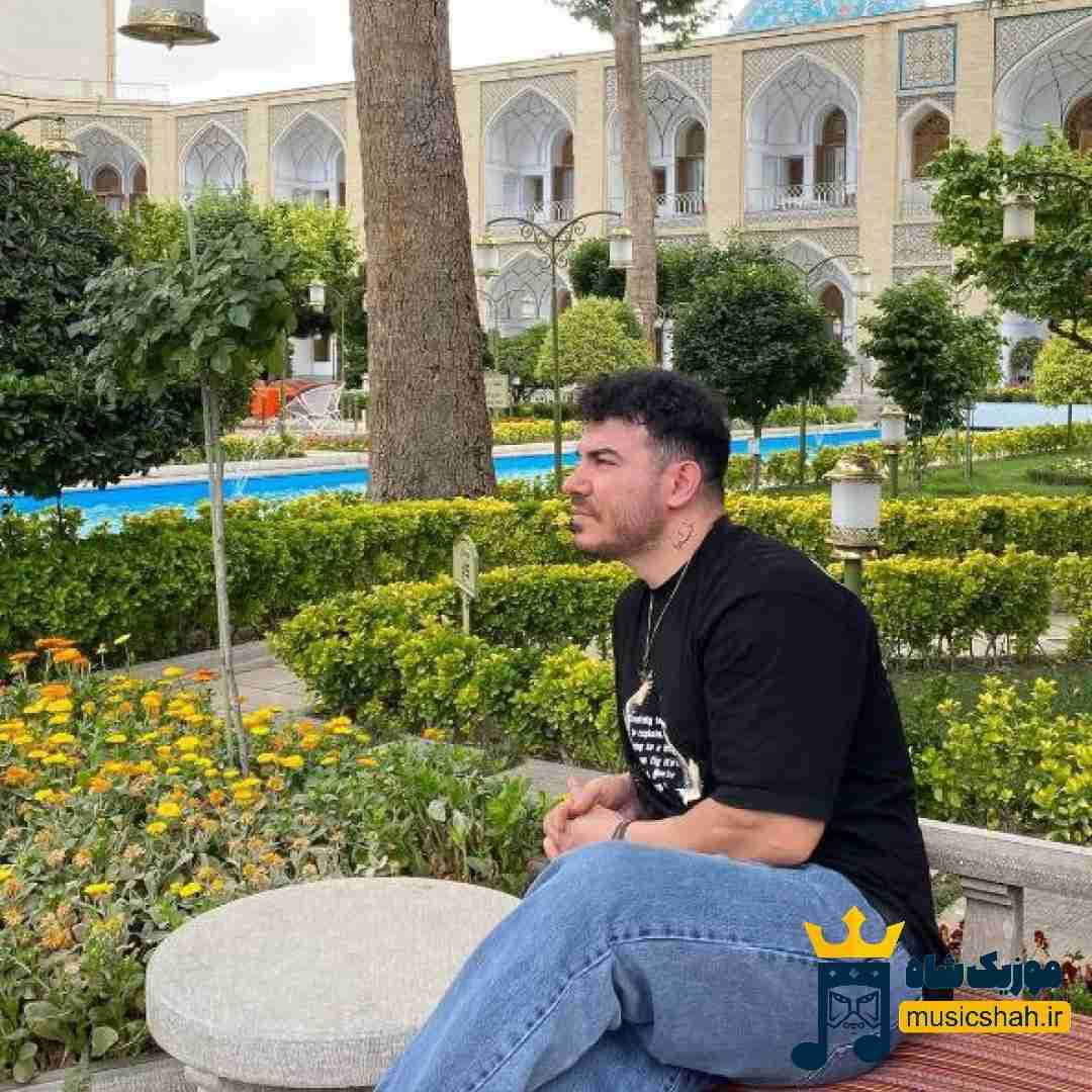 فرهاد فرهادی پا بده