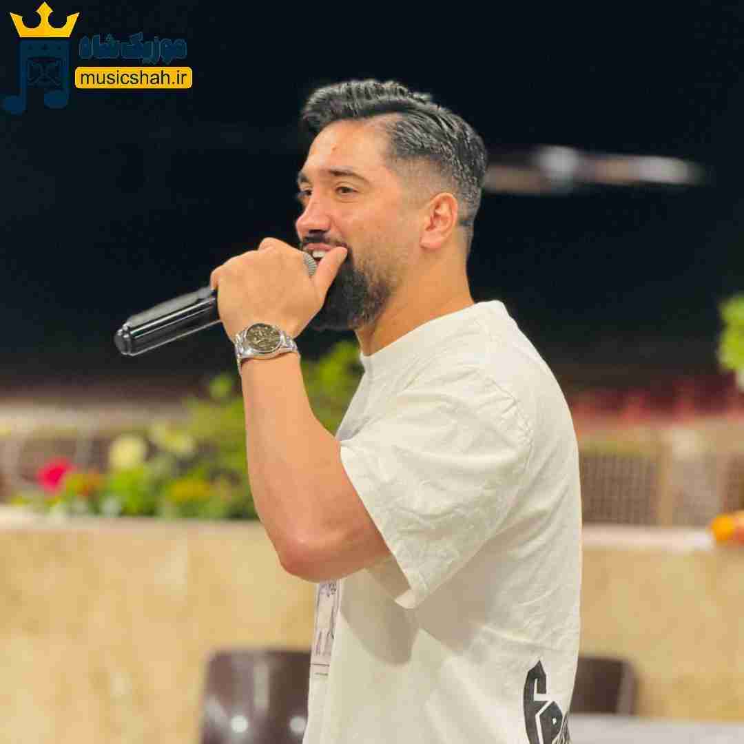 جواد عباسی مانتو زرشکی