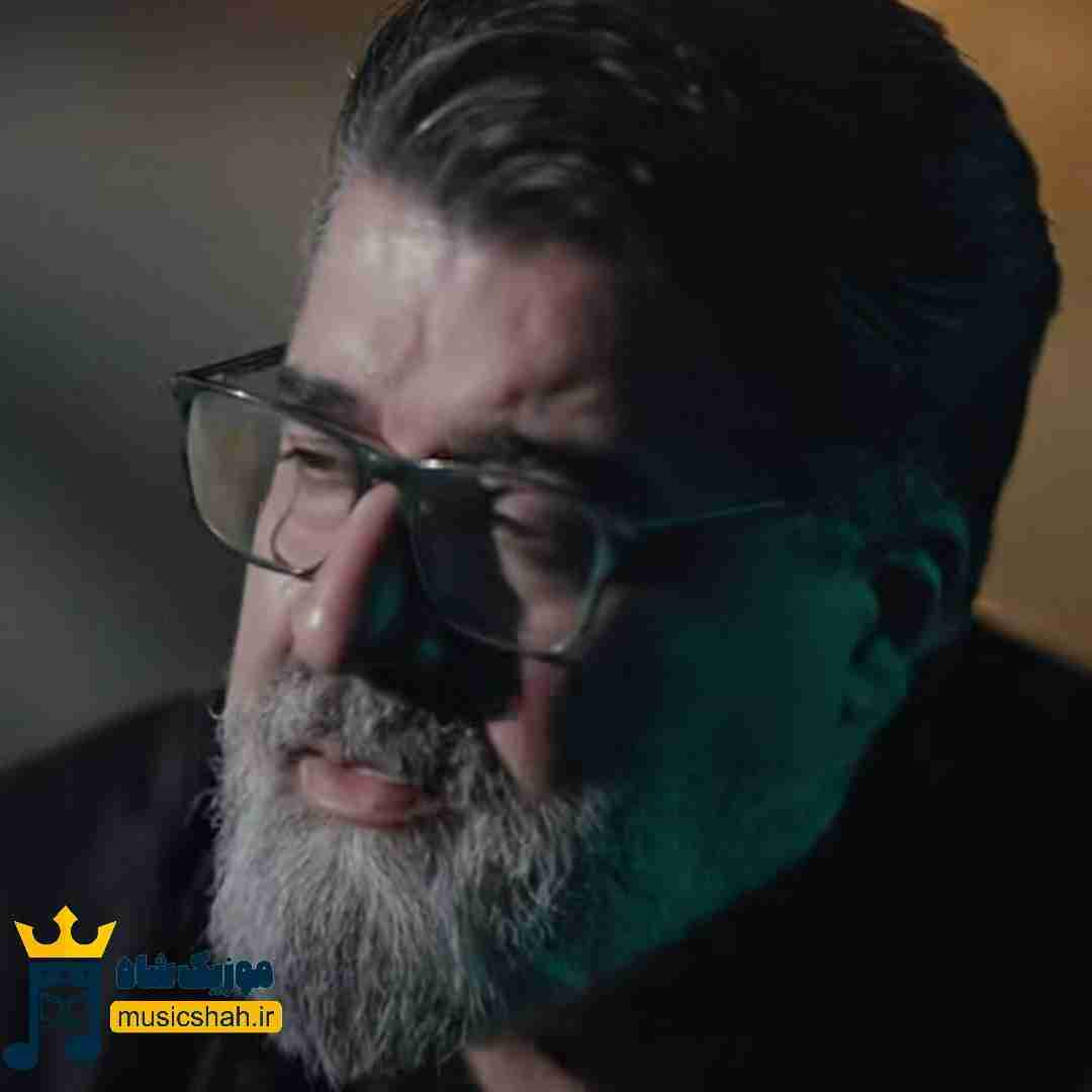 مهدی یغمایی شده تو خنده گریه ات بگیره یکی بیاد