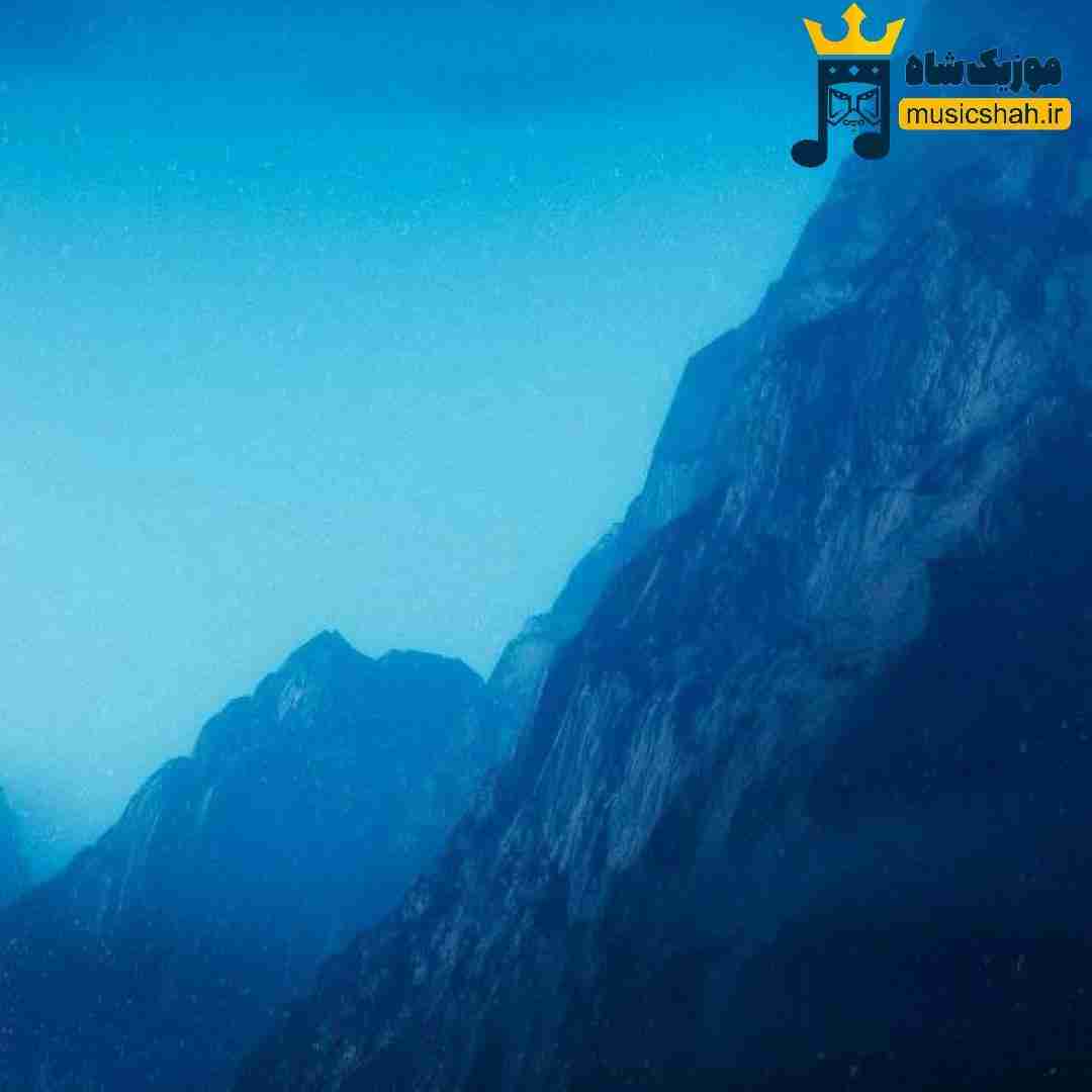 تو سرم سواله الان کجاهاس ینی با کی داره میزنه