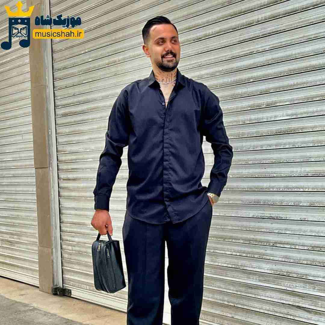 علیرضا رحیم پور پس دکن مانتو زرشکی