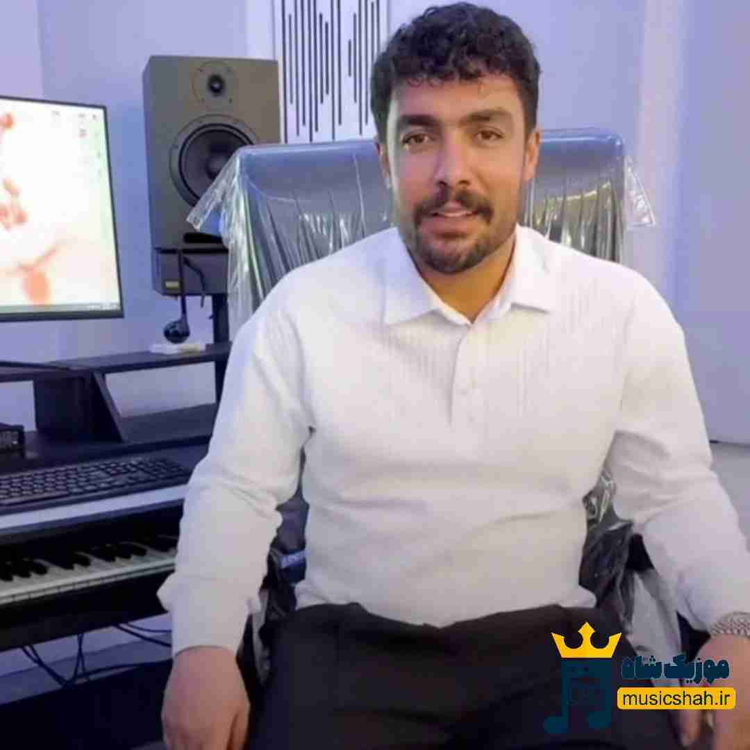 فرشید حکمتی نصف شو