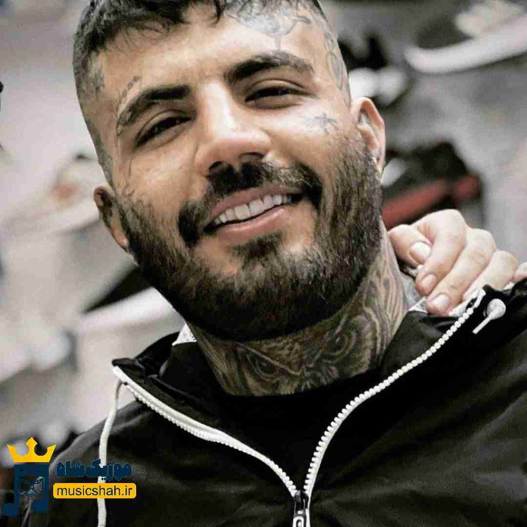 مهدیار دلم لک زده واسه بوی بدنت یه بوسه از ته دل