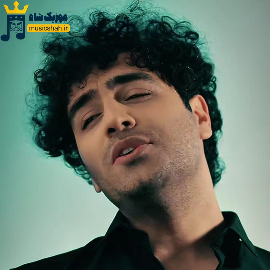 هادی حاجلیو بی هم نفسی