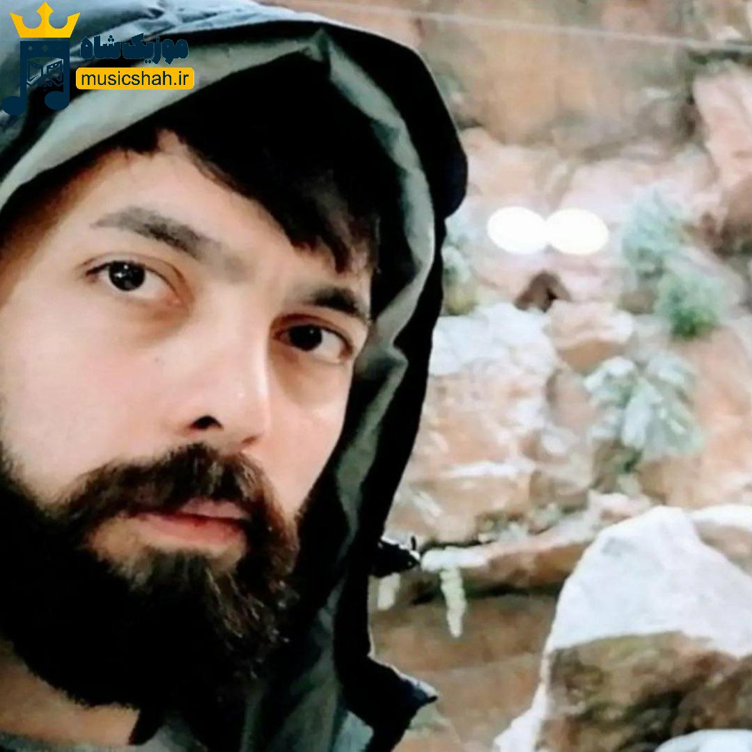 صابر احمدی ولوم که بلنده تتوهاش زننده