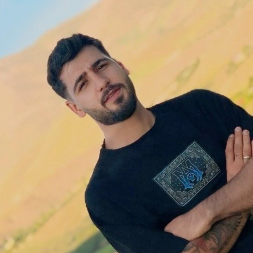 هومن نجفی وپیم وتی اضافیم تو روژی صدبار